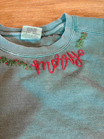 MERRY EMBROIDERED SWEATSHIRT